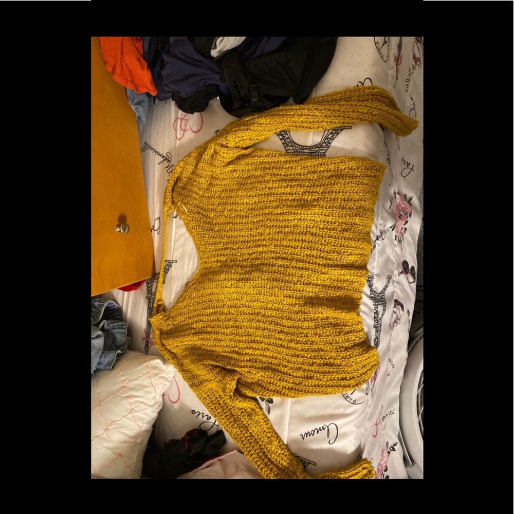 Knitted long sleeve